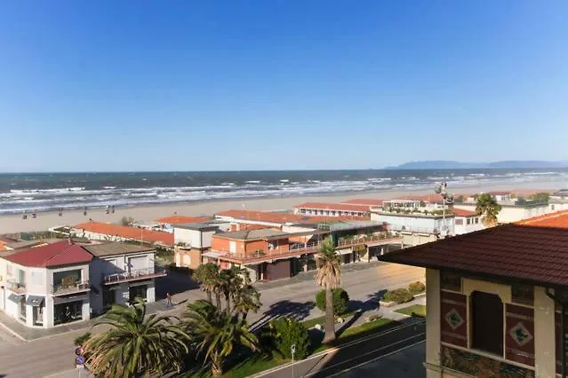 Bomboniera Fronte Mare ! Apartment Viareggio 0*,